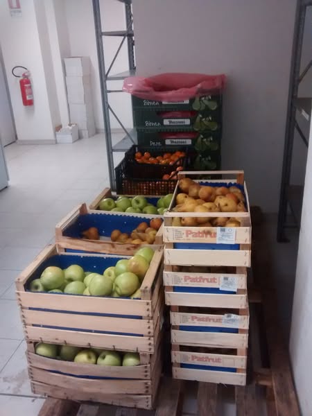 Generi Alimentari in Magazzino (2)
