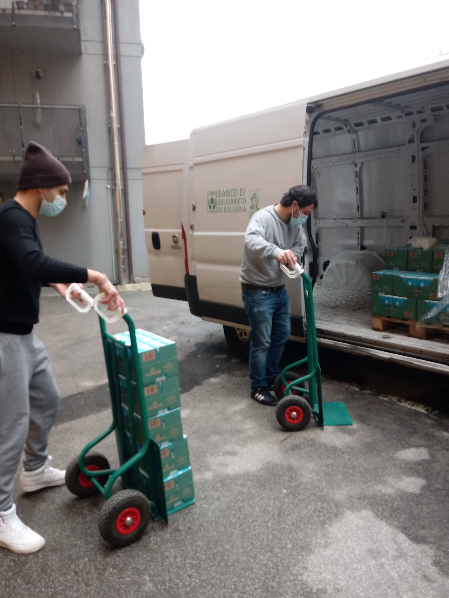 Raccolta Alimenti – Scarico in magazzino